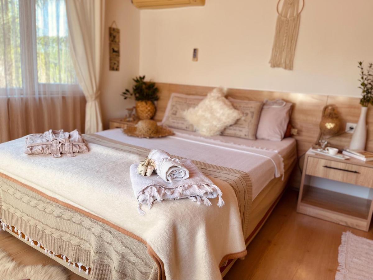 Oase Garden Hotel Чирали Екстер'єр фото